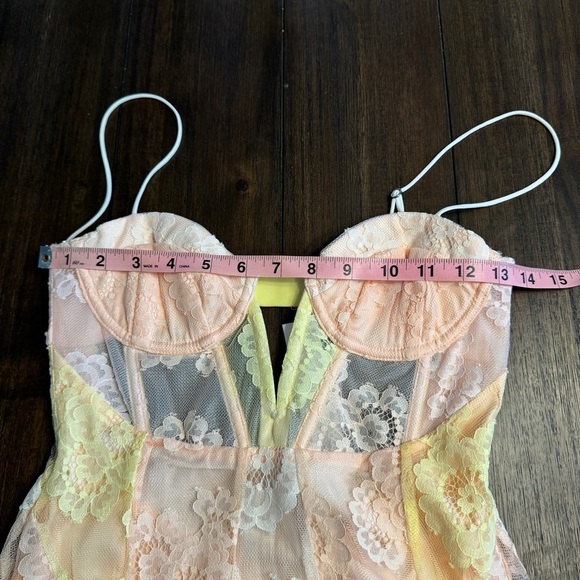 🌸 For Love & Lemons Pastel Lace Maxi Dress XXS – NWT - Picture 14 of 16